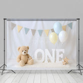 Aperturee - Aperturee Bearly White Wall Flag Balloon Cake Smash Backdrop